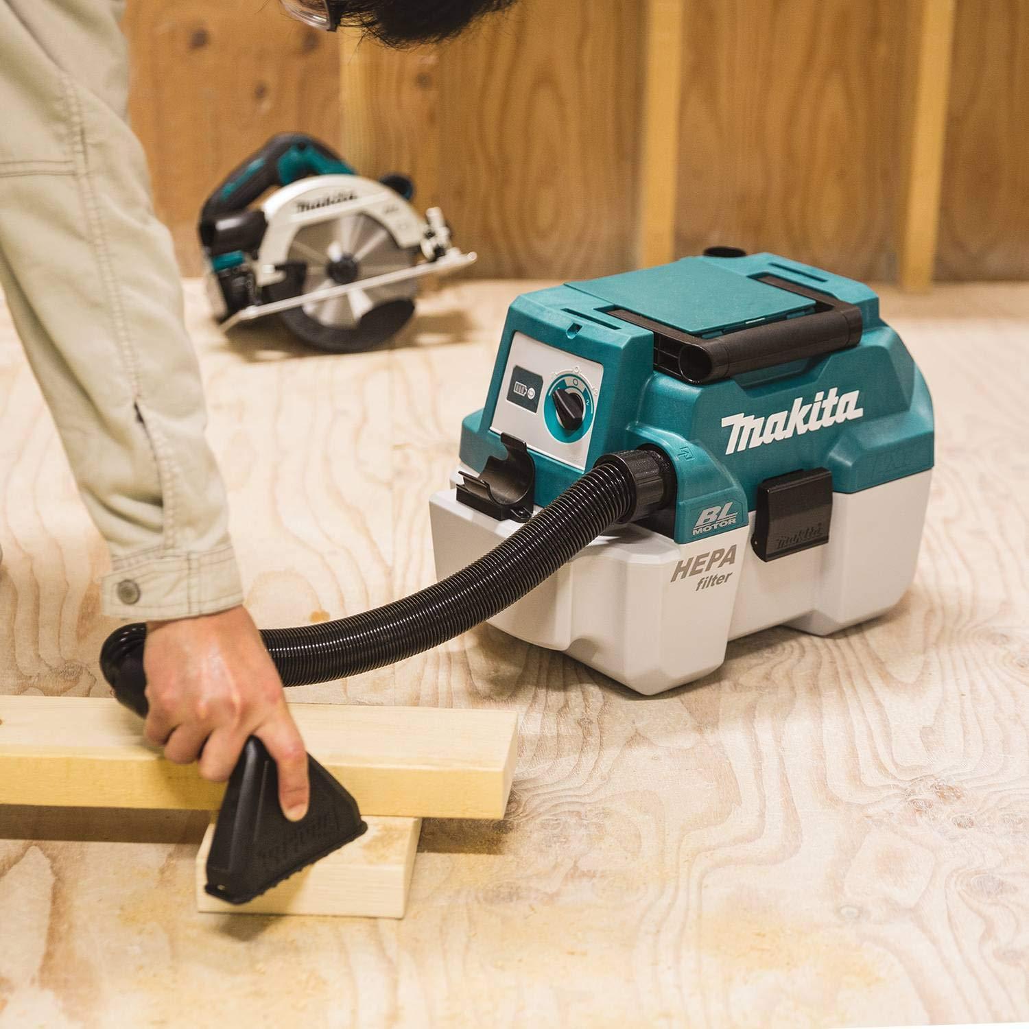 Makita XCV11Z