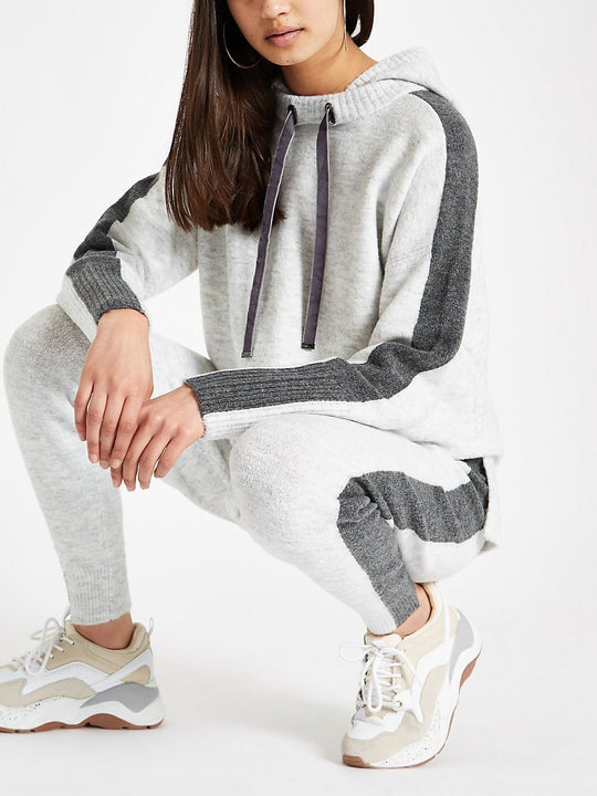 Grey long sleeve knitted hoodie