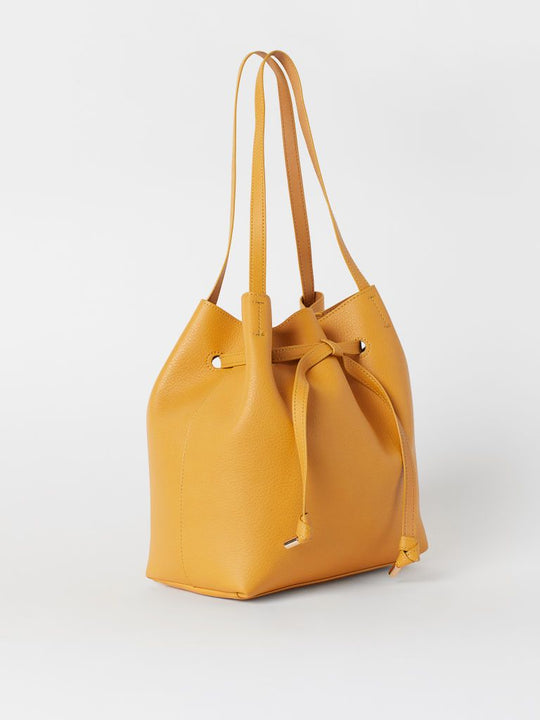 Bucket bag