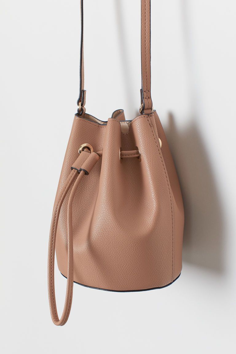 Small bucket bag