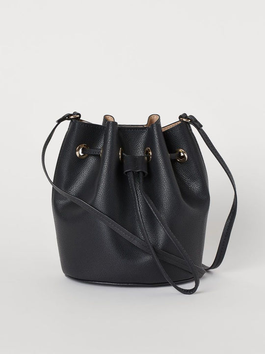 Small bucket bag