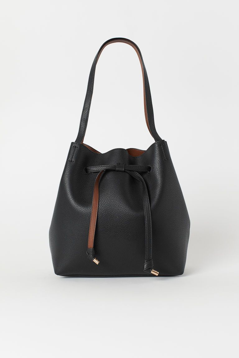 Bucket bag