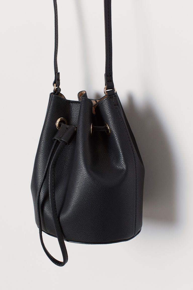 Small bucket bag