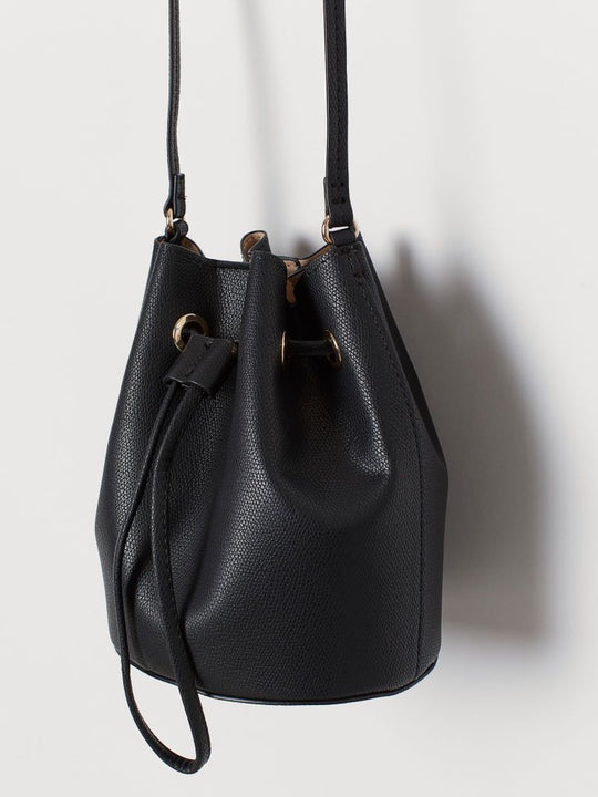 Small bucket bag